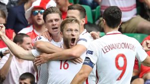 Lire la suite à propos de l’article Tournoi FIFA 16 des joueurs de l’équipe de Pologne